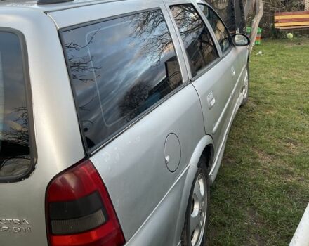 Синий Опель Вектра, объемом двигателя 2.2 л и пробегом 278 тыс. км за 2400 $, фото 4 на Automoto.ua