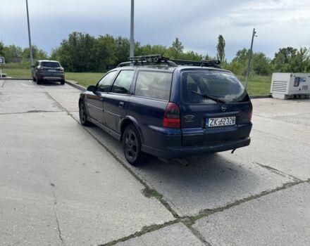 Синий Опель Вектра, объемом двигателя 2 л и пробегом 350 тыс. км за 1350 $, фото 3 на Automoto.ua