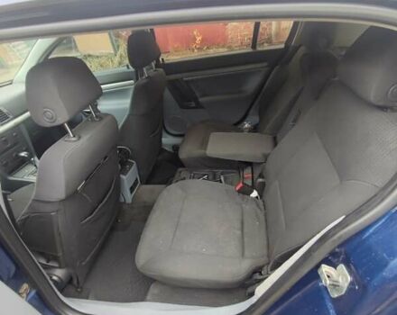 Синий Опель Вектра, объемом двигателя 2.17 л и пробегом 356 тыс. км за 3600 $, фото 7 на Automoto.ua