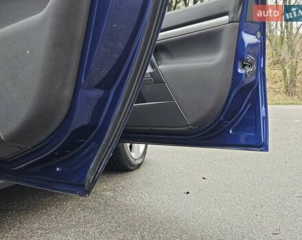 Синий Опель Вектра, объемом двигателя 2.17 л и пробегом 350 тыс. км за 3999 $, фото 19 на Automoto.ua