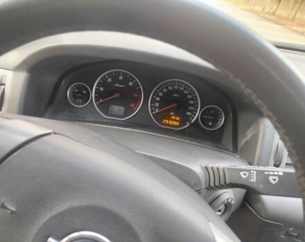 Синий Опель Вектра, объемом двигателя 2.2 л и пробегом 300 тыс. км за 4500 $, фото 4 на Automoto.ua