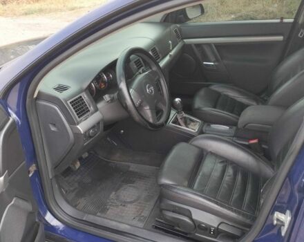 Синий Опель Вектра, объемом двигателя 2 л и пробегом 300 тыс. км за 4200 $, фото 5 на Automoto.ua