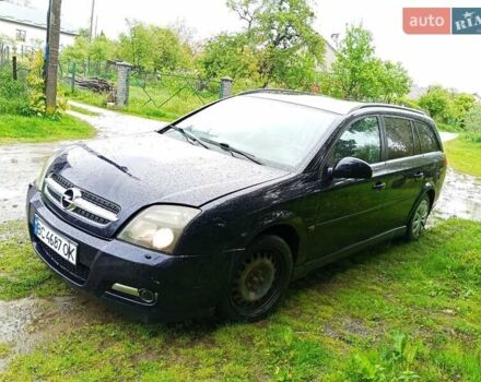 Синий Опель Вектра, объемом двигателя 1.9 л и пробегом 372 тыс. км за 4200 $, фото 2 на Automoto.ua