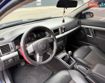 Синий Опель Вектра, объемом двигателя 2 л и пробегом 428 тыс. км за 4250 $, фото 14 на Automoto.ua