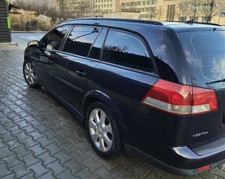 Синий Опель Вектра, объемом двигателя 2.2 л и пробегом 348 тыс. км за 4200 $, фото 4 на Automoto.ua