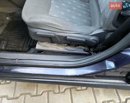 Синій Опель Вектра, об'ємом двигуна 2.2 л та пробігом 348 тис. км за 4400 $, фото 6 на Automoto.ua