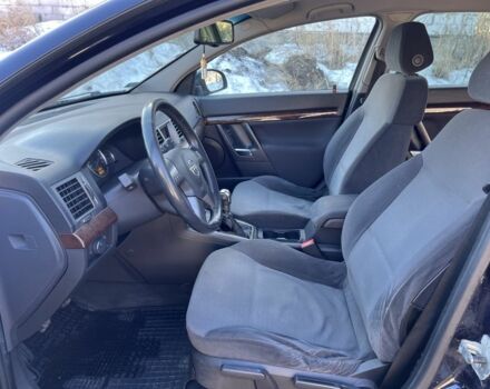 Синий Опель Вектра, объемом двигателя 2.2 л и пробегом 258 тыс. км за 2000 $, фото 7 на Automoto.ua