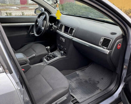 Синий Опель Вектра, объемом двигателя 1.9 л и пробегом 213 тыс. км за 2450 $, фото 9 на Automoto.ua