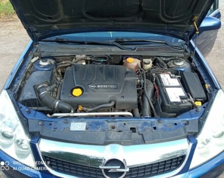 Синий Опель Вектра, объемом двигателя 1.9 л и пробегом 285 тыс. км за 5400 $, фото 4 на Automoto.ua