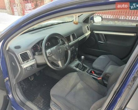 Синий Опель Вектра, объемом двигателя 2.2 л и пробегом 314 тыс. км за 3750 $, фото 18 на Automoto.ua