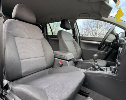 Синий Опель Вектра, объемом двигателя 1.9 л и пробегом 213 тыс. км за 2450 $, фото 11 на Automoto.ua