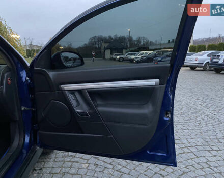 Синий Опель Вектра, объемом двигателя 1.9 л и пробегом 275 тыс. км за 5500 $, фото 12 на Automoto.ua