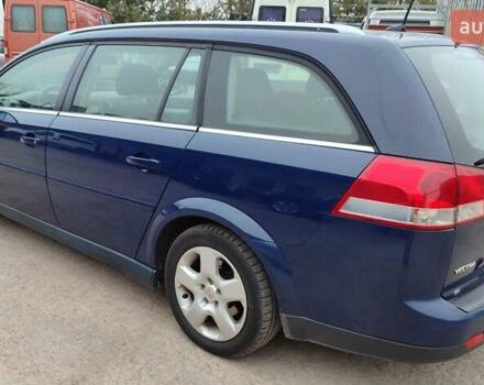 Синий Опель Вектра, объемом двигателя 2.2 л и пробегом 199 тыс. км за 3850 $, фото 2 на Automoto.ua
