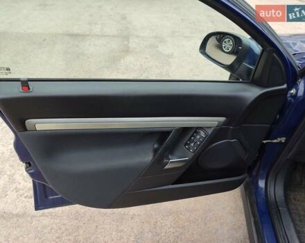 Синий Опель Вектра, объемом двигателя 2.2 л и пробегом 199 тыс. км за 3850 $, фото 19 на Automoto.ua