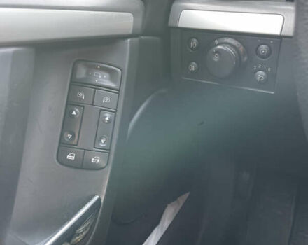 Синий Опель Вектра, объемом двигателя 1.9 л и пробегом 319 тыс. км за 5000 $, фото 22 на Automoto.ua