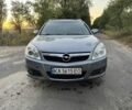Синий Опель Вектра, объемом двигателя 1.9 л и пробегом 348 тыс. км за 4017 $, фото 4 на Automoto.ua