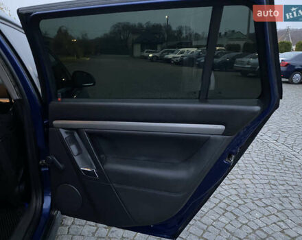 Синий Опель Вектра, объемом двигателя 1.9 л и пробегом 275 тыс. км за 5500 $, фото 14 на Automoto.ua