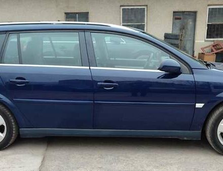 Синий Опель Вектра, объемом двигателя 2.2 л и пробегом 199 тыс. км за 3850 $, фото 7 на Automoto.ua