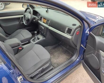Синий Опель Вектра, объемом двигателя 2.2 л и пробегом 199 тыс. км за 3850 $, фото 17 на Automoto.ua