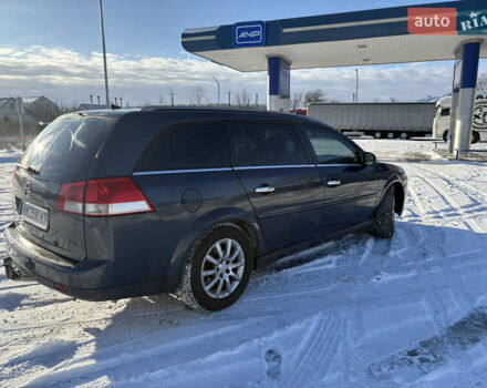 Синий Опель Вектра, объемом двигателя 1.91 л и пробегом 304 тыс. км за 4799 $, фото 3 на Automoto.ua