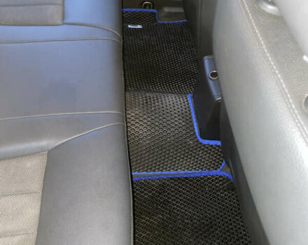 Синий Опель Вектра, объемом двигателя 1.9 л и пробегом 275 тыс. км за 5500 $, фото 9 на Automoto.ua