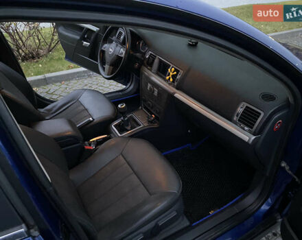 Синий Опель Вектра, объемом двигателя 1.9 л и пробегом 275 тыс. км за 5500 $, фото 13 на Automoto.ua