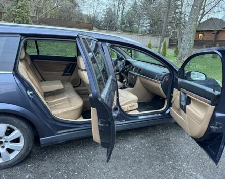 Синий Опель Вектра, объемом двигателя 1.9 л и пробегом 400 тыс. км за 2300 $, фото 3 на Automoto.ua