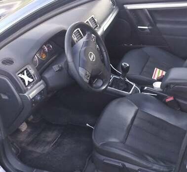 Синий Опель Вектра, объемом двигателя 1.91 л и пробегом 283 тыс. км за 5400 $, фото 28 на Automoto.ua