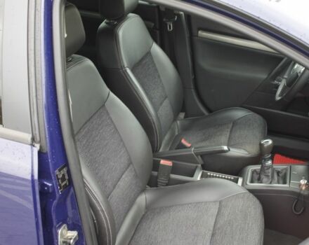 Синий Опель Вектра, объемом двигателя 1.9 л и пробегом 304 тыс. км за 4800 $, фото 7 на Automoto.ua