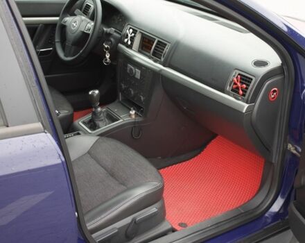 Синий Опель Вектра, объемом двигателя 1.9 л и пробегом 304 тыс. км за 4800 $, фото 6 на Automoto.ua