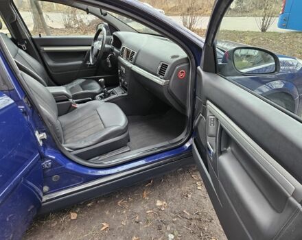 Синий Опель Вектра, объемом двигателя 1.9 л и пробегом 380 тыс. км за 2450 $, фото 8 на Automoto.ua