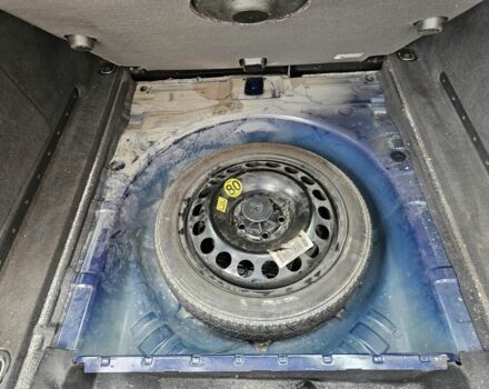 Синий Опель Вектра, объемом двигателя 1.9 л и пробегом 380 тыс. км за 2450 $, фото 19 на Automoto.ua