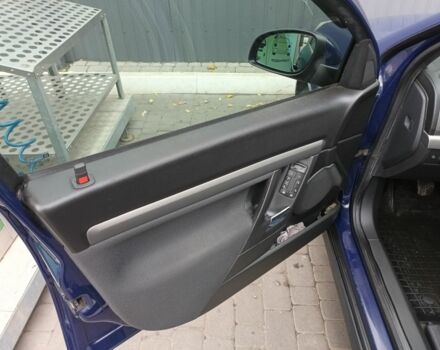 Синій Опель Вектра, об'ємом двигуна 1.6 л та пробігом 208 тис. км за 6000 $, фото 12 на Automoto.ua