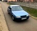 Синий Опель Вектра, объемом двигателя 1.8 л и пробегом 328 тыс. км за 1600 $, фото 1 на Automoto.ua