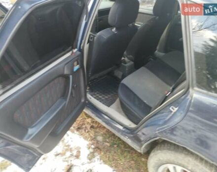 Синий Опель Вектра, объемом двигателя 1.6 л и пробегом 130 тыс. км за 500 $, фото 8 на Automoto.ua