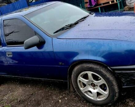 Синій Опель Вектра, об'ємом двигуна 1.8 л та пробігом 374 тис. км за 1500 $, фото 2 на Automoto.ua