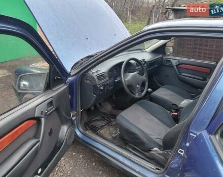 Синій Опель Вектра, об'ємом двигуна 1.8 л та пробігом 374 тис. км за 1500 $, фото 6 на Automoto.ua
