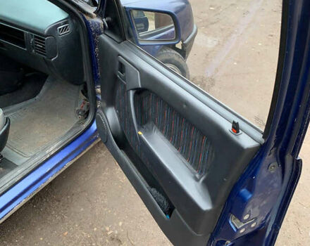 Синий Опель Вектра, объемом двигателя 2 л и пробегом 270 тыс. км за 900 $, фото 9 на Automoto.ua