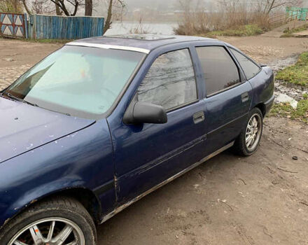 Синий Опель Вектра, объемом двигателя 2 л и пробегом 270 тыс. км за 900 $, фото 1 на Automoto.ua