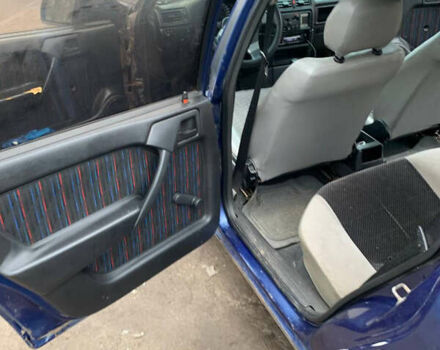 Синий Опель Вектра, объемом двигателя 2 л и пробегом 270 тыс. км за 900 $, фото 5 на Automoto.ua