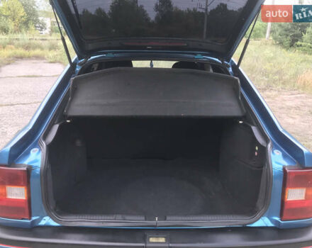Синій Опель Вектра, об'ємом двигуна 2 л та пробігом 329 тис. км за 2350 $, фото 21 на Automoto.ua