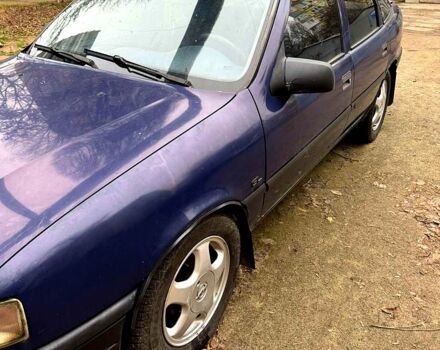 Синій Опель Вектра, об'ємом двигуна 1.8 л та пробігом 350 тис. км за 1300 $, фото 1 на Automoto.ua