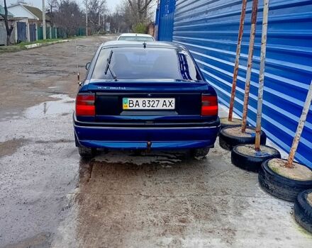 Синий Опель Вектра, объемом двигателя 2 л и пробегом 341 тыс. км за 1750 $, фото 1 на Automoto.ua