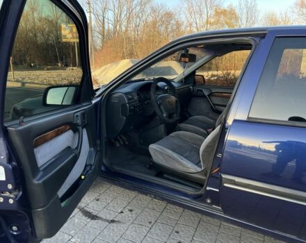 Синий Опель Вектра, объемом двигателя 1.8 л и пробегом 3 тыс. км за 3000 $, фото 10 на Automoto.ua