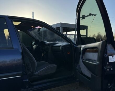 Синий Опель Вектра, объемом двигателя 1.8 л и пробегом 3 тыс. км за 3000 $, фото 8 на Automoto.ua