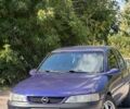 Синій Опель Вектра, об'ємом двигуна 1.6 л та пробігом 350 тис. км за 2700 $, фото 1 на Automoto.ua