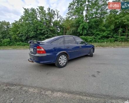 Синій Опель Вектра, об'ємом двигуна 1.8 л та пробігом 402 тис. км за 1900 $, фото 3 на Automoto.ua