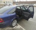 Синій Опель Вектра, об'ємом двигуна 2 л та пробігом 338 тис. км за 2100 $, фото 3 на Automoto.ua