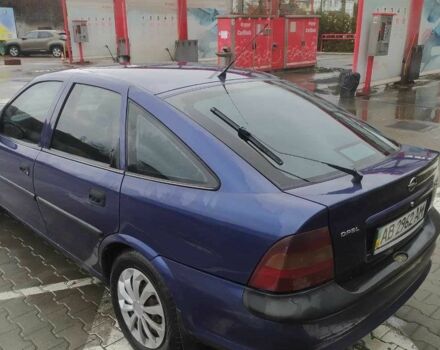 Синій Опель Вектра, об'ємом двигуна 2 л та пробігом 338 тис. км за 2100 $, фото 7 на Automoto.ua