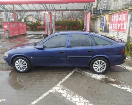 Синій Опель Вектра, об'ємом двигуна 2 л та пробігом 338 тис. км за 2100 $, фото 9 на Automoto.ua